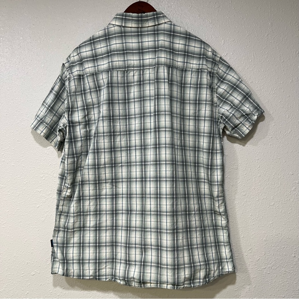 Kuhl Men’s XL Extra Large Eluxur Madras Button Down Plaid Shirt Blue Gray Hiking - Picture 9 of 10